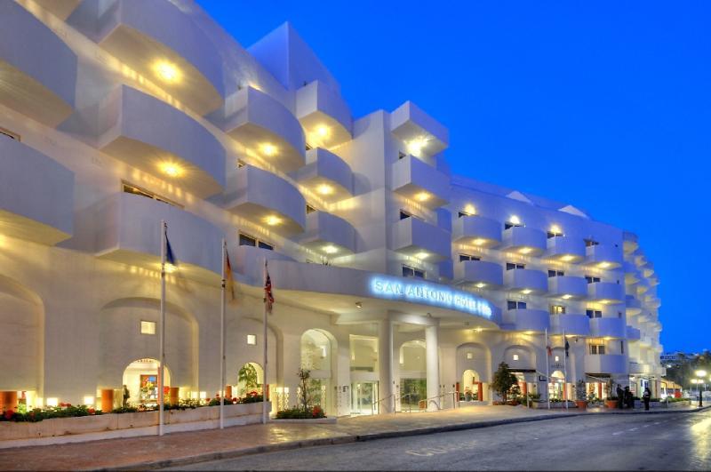Db San Antonio Hotel + Spa All Inclusive セント・ポールズ・ベイ エクステリア 写真